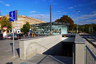 Metro - Plac Wilsona_ 02