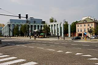 Stare Miasto - Pomnik